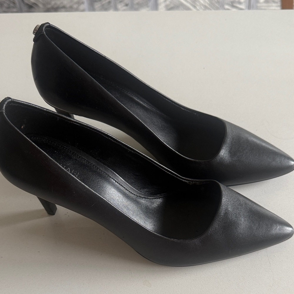 MICHAEL Michael Kors Elegant Black Heels